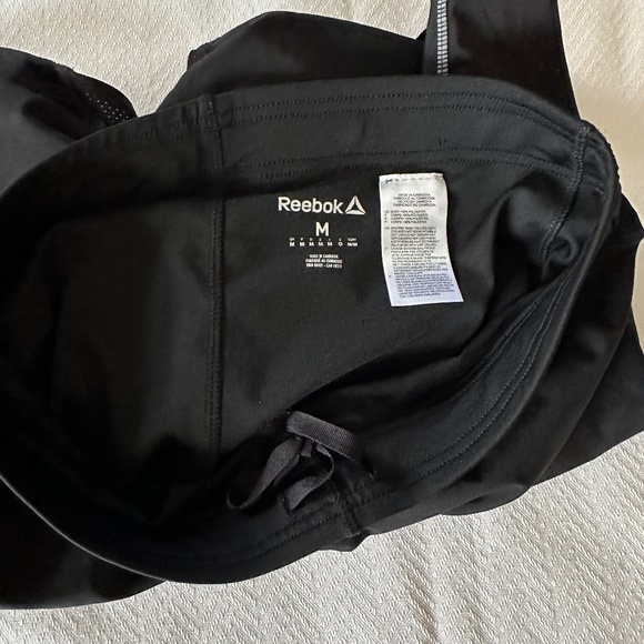 Reebok Shorts, Size M, Black - Picture 8 of 13